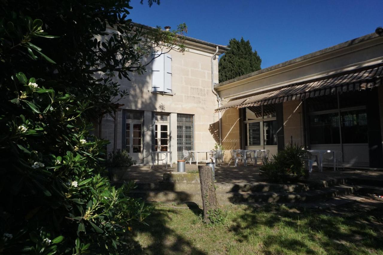 Auberge De Jeunesse Hi Арль Екстер'єр фото